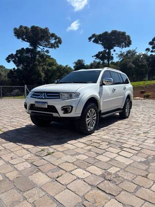 MITSUBISHI PAJERO 3.2 HPE 4X4 7 LUGARES 16V TURBO INTERCOOLER DIESEL 4P AUTOMÁTICO